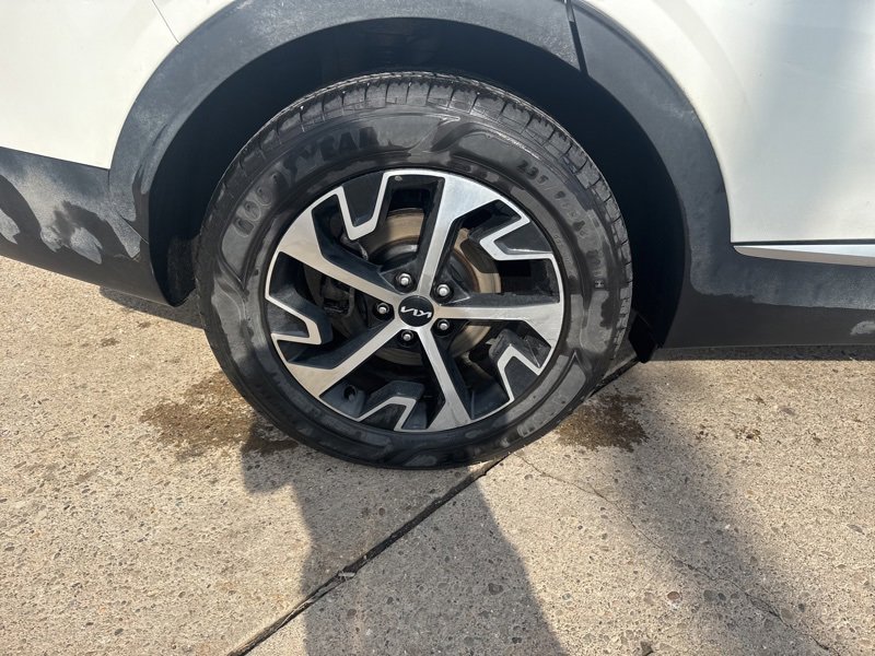 Used 2024 Kia Sportage EX w/ EX Premium Package image 7