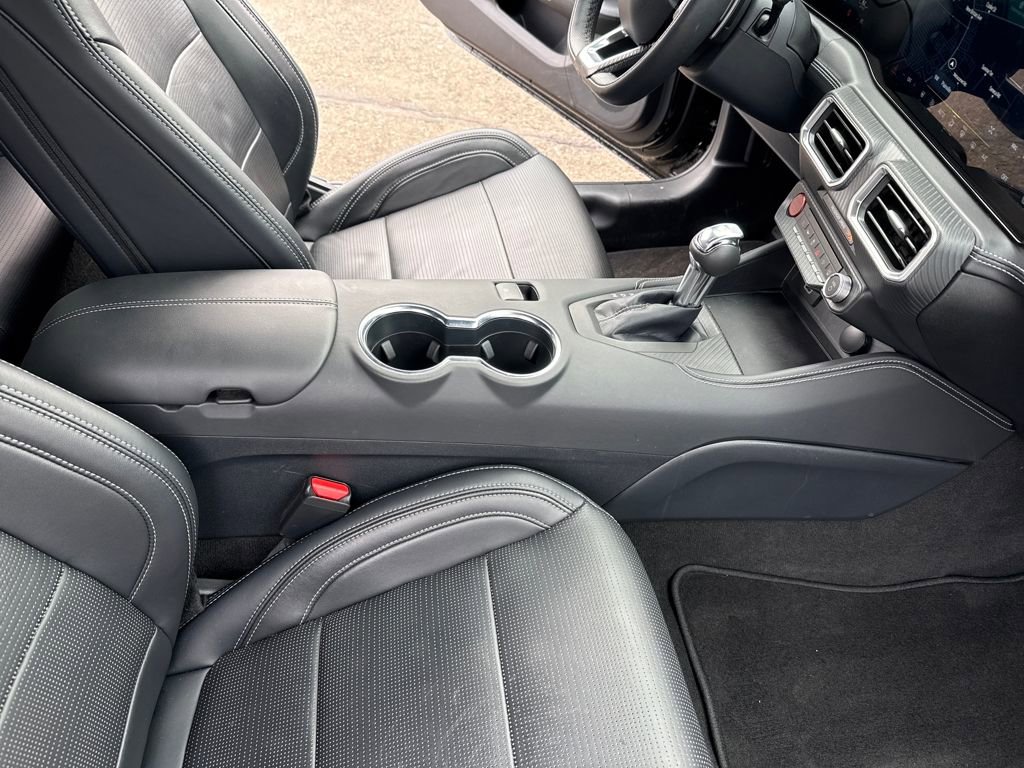 Used 2025 Ford Mustang GT Premium image 35