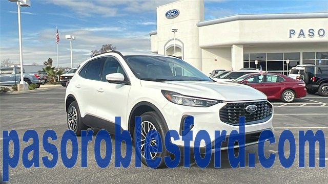 New 2025 Ford Escape SE w/ PHEV Premium Package