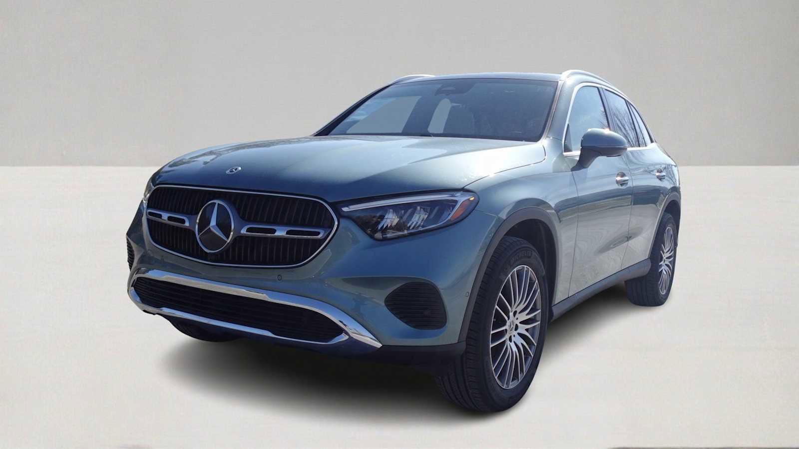 New 2026 Mercedes-Benz GLC 300 4MATIC video 1