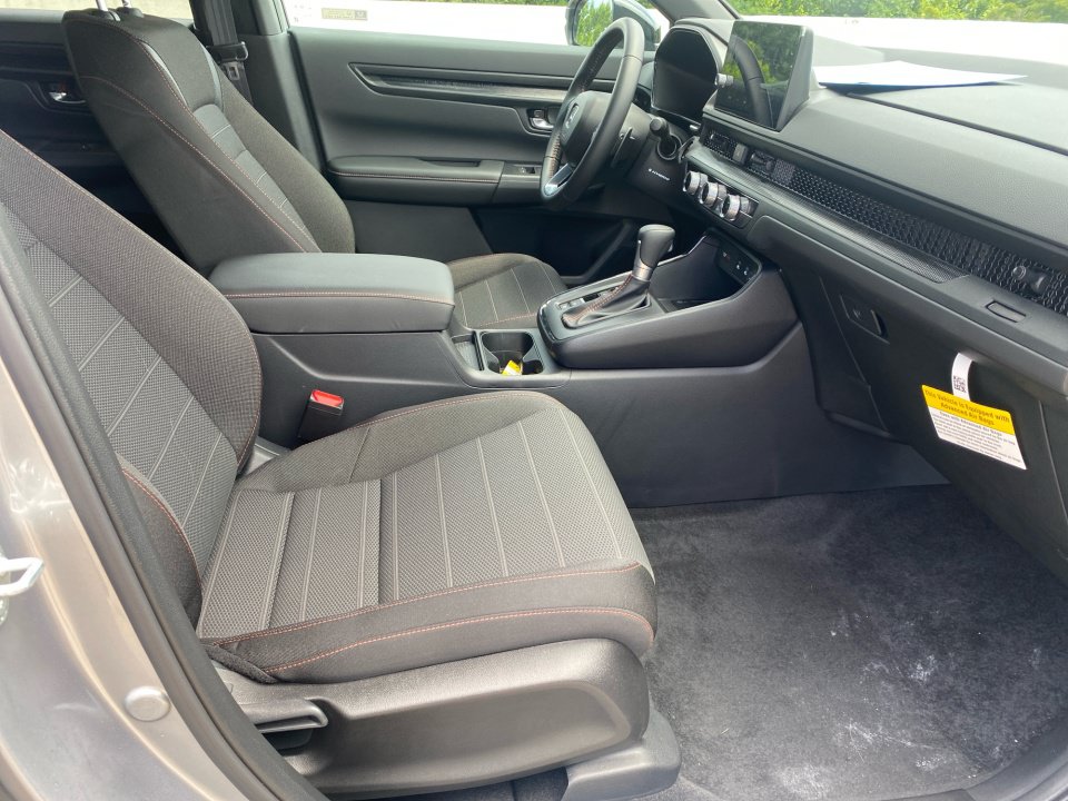 Certified 2026 Honda CR-V Sport image 32