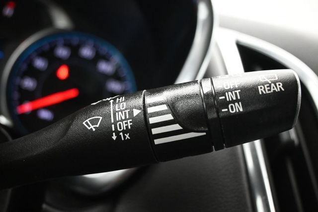 Used 2023 Chevrolet Equinox LT FWD image 26