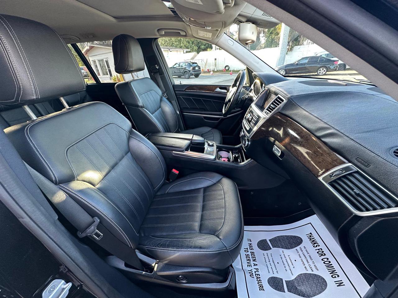 Used 2014 Mercedes-Benz GL 450 4MATIC w/ Appearance Package image 8