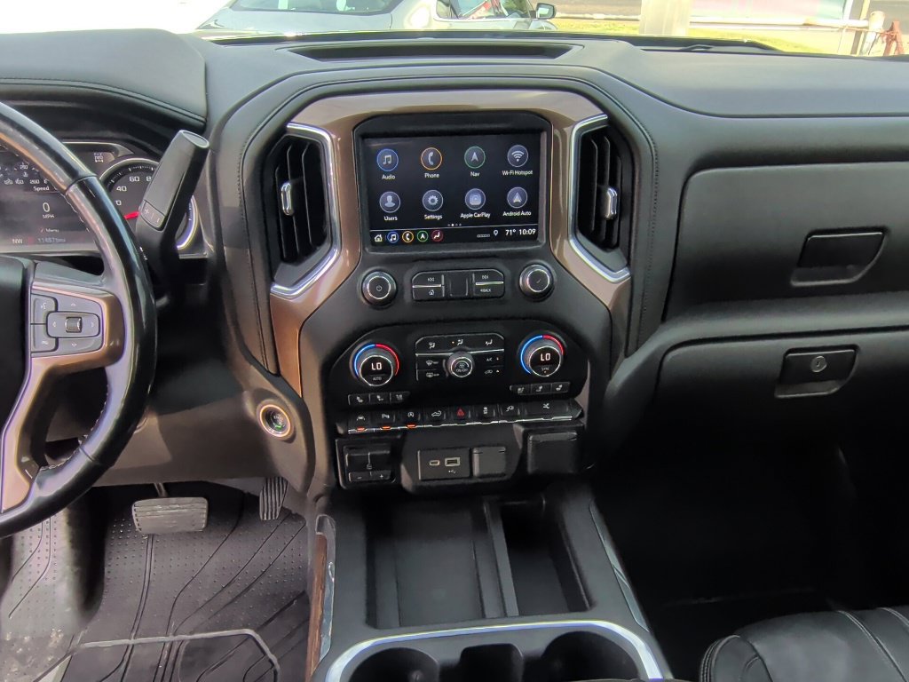 Used 2019 Chevrolet Silverado 1500 High Country w/ Technology Package AWD/4WD image 25