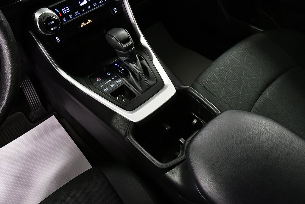 Used 2024 Toyota RAV4 XLE image 22