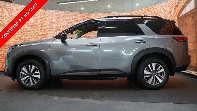 Used 2022 Nissan Pathfinder SL image 4