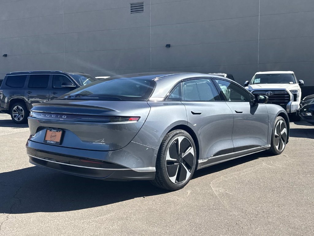 Used 2024 Lucid Air Touring AWD/4WD image 3