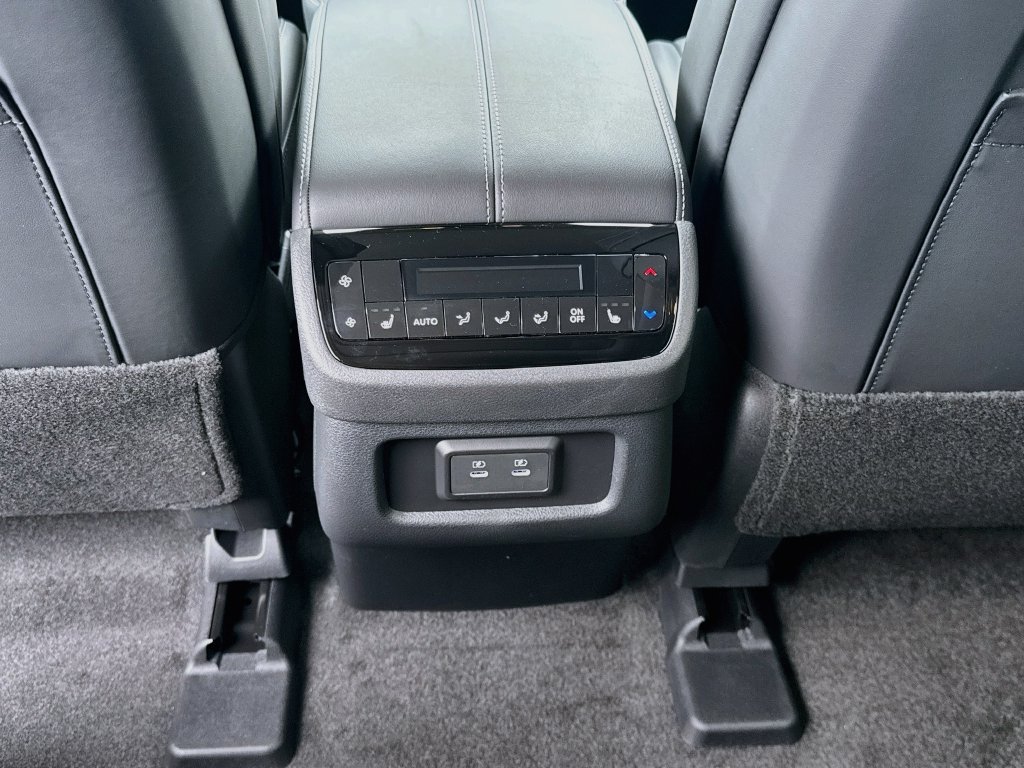 New 2027 INFINITI QX60 Luxe w/ Cargo Package FWD image 27