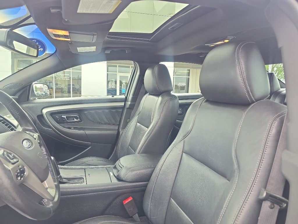 Used 2013 Ford Taurus SEL FWD image 10
