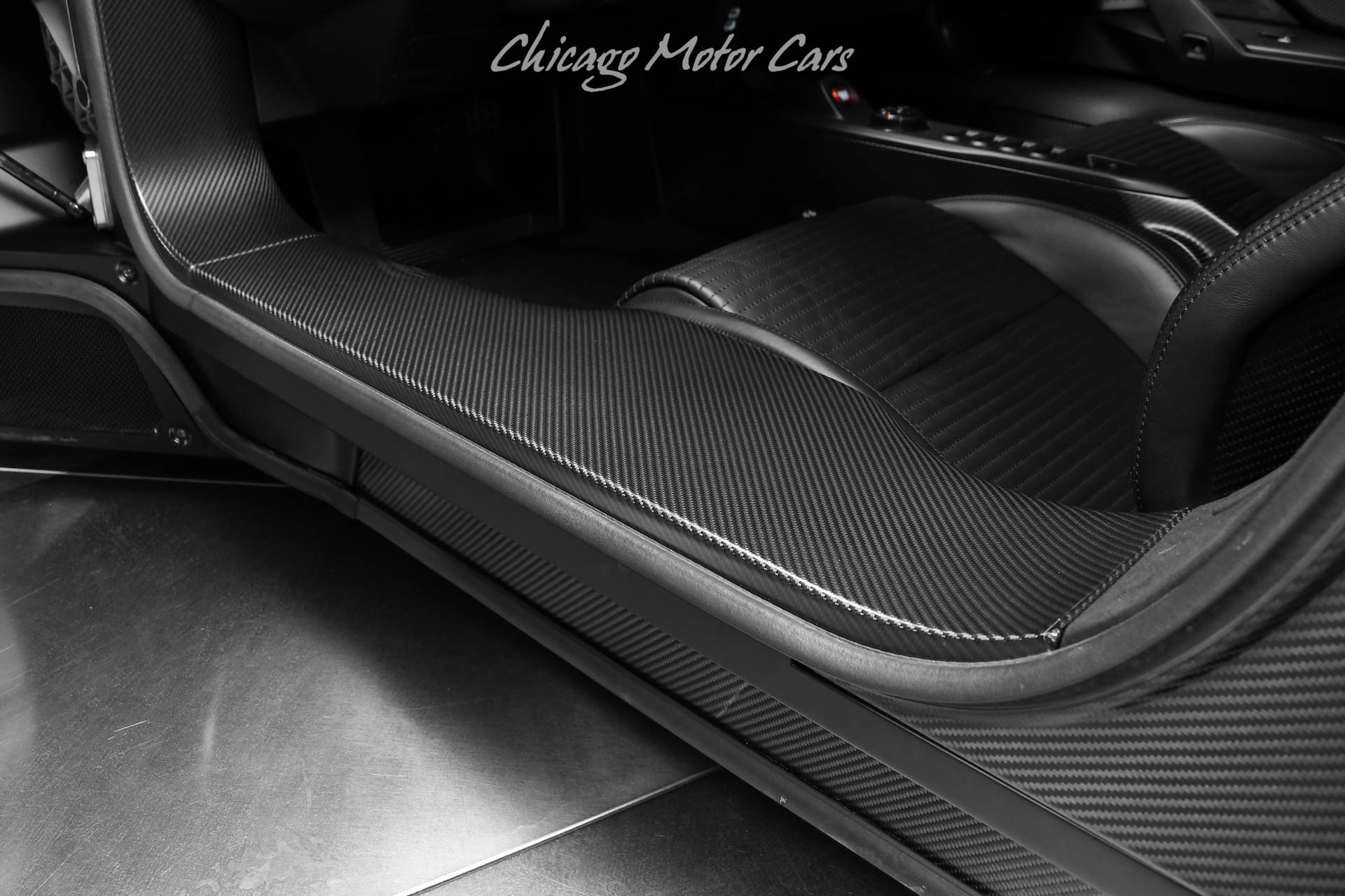 Used 2021 Ford GT RWD image 20
