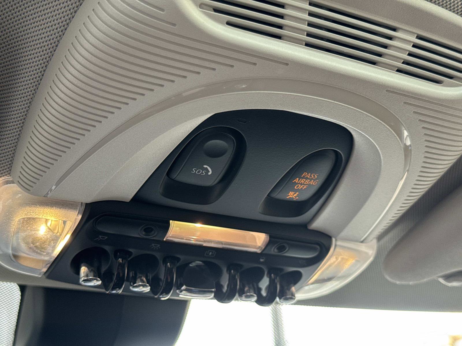 Certified 2023 MINI Cooper 4-Door Hardtop image 29