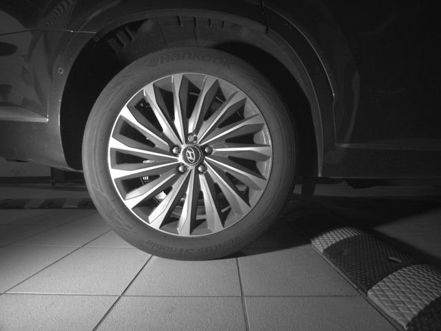 Used 2024 Hyundai Palisade Calligraphy image 10