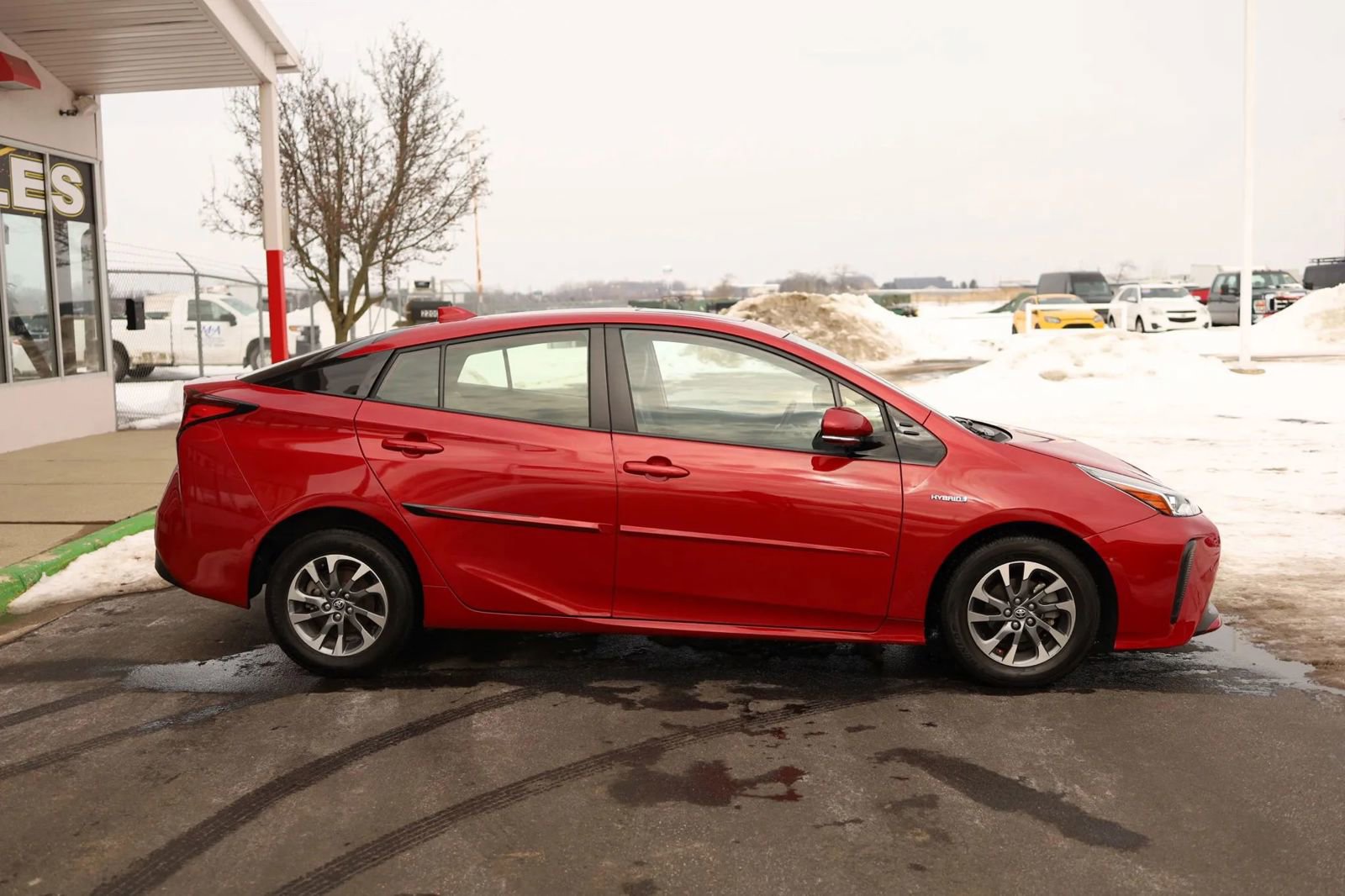 Used 2019 Toyota Prius Limited w/ Premium Convenience Package image 4