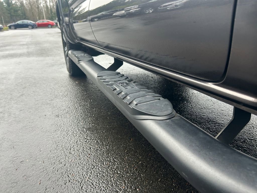 Used 2016 Toyota Tacoma TRD Sport w/ Towing Package image 36