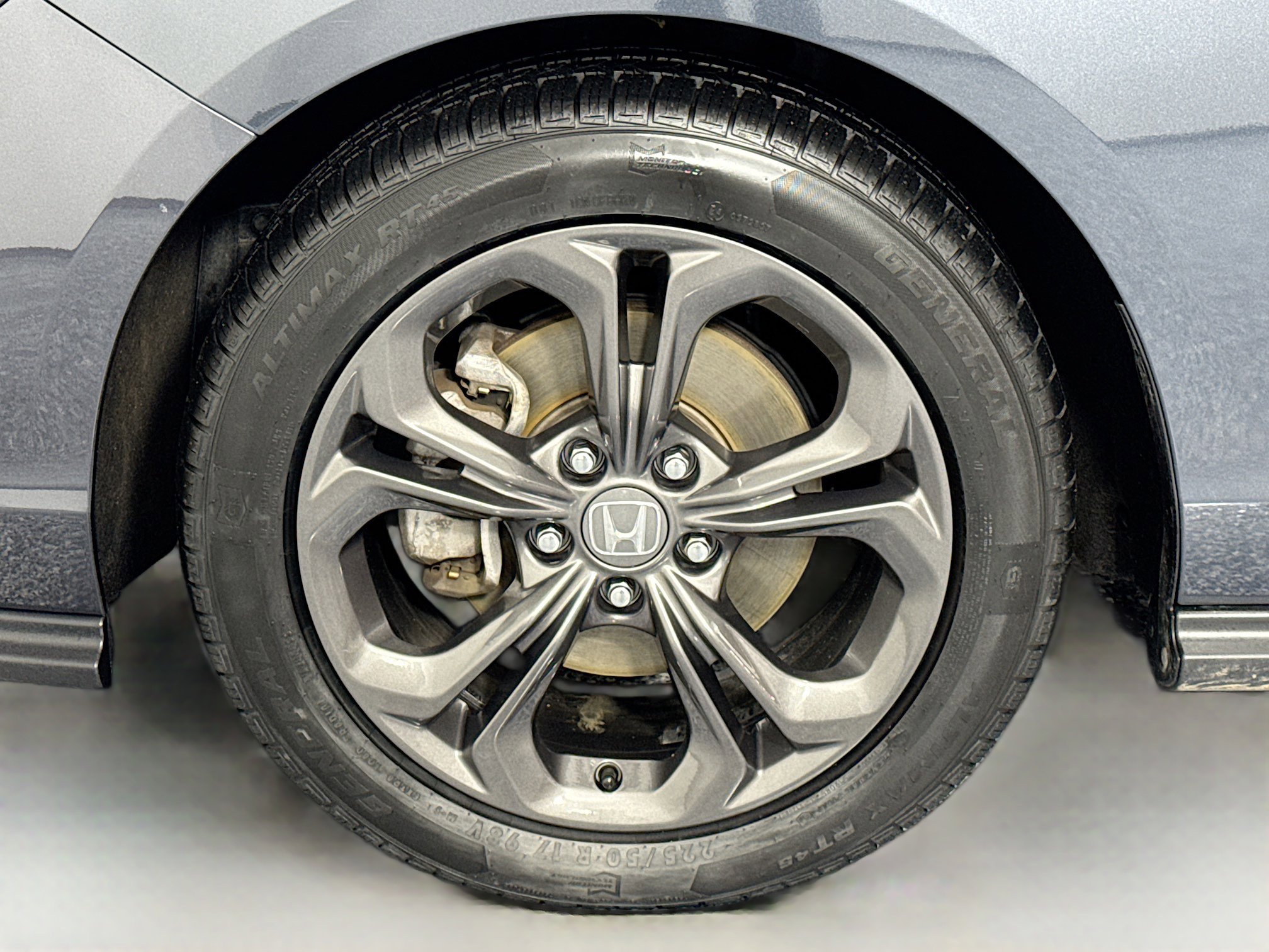 Certified 2023 Honda Accord EX image 30