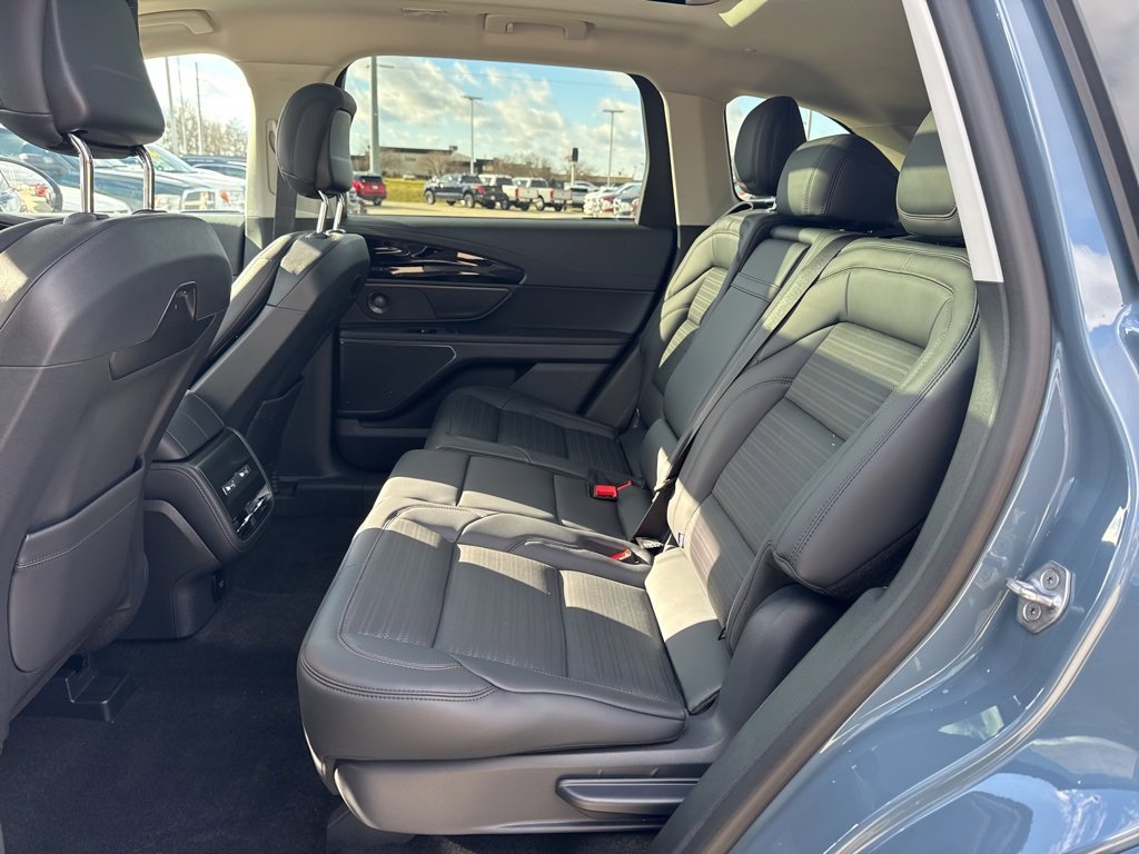 New 2026 Lincoln Nautilus Reserve image 23