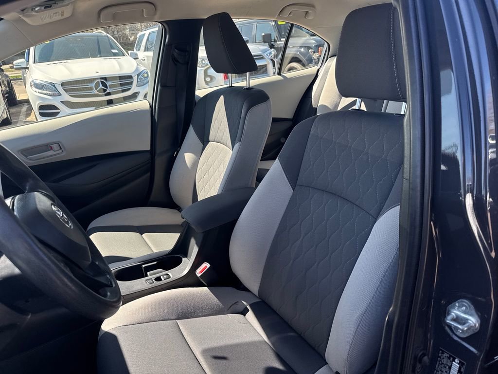Used 2024 Toyota Corolla LE image 14