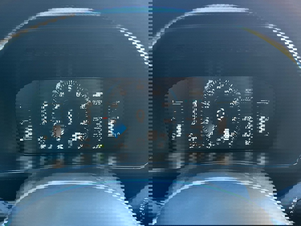 Used 2018 Volvo XC90 T5 Momentum w/ Convenience Package image 26