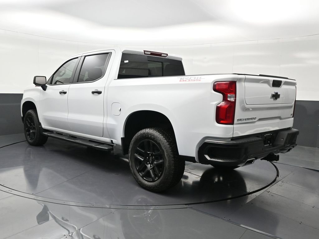 Used 2026 Chevrolet Silverado 1500 LT Trail Boss w/ LT Trail Boss Premium Package image 3