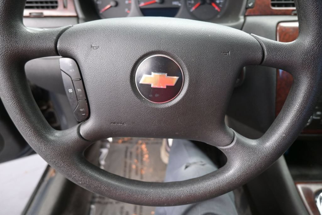 Used 2009 Chevrolet Impala LS FWD image 29