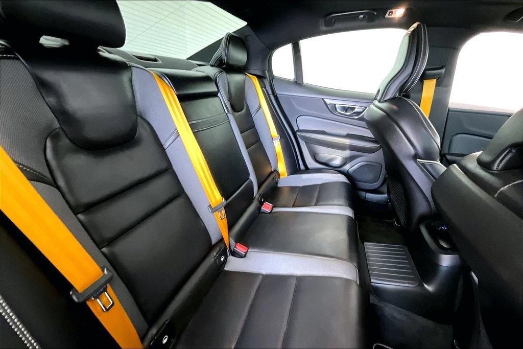 Used 2019 Volvo S60 T8 R-Design AWD/4WD image 31