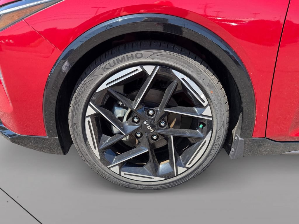 Certified 2025 Kia K4 EX w/ GT-Line Sunroof Package FWD image 9