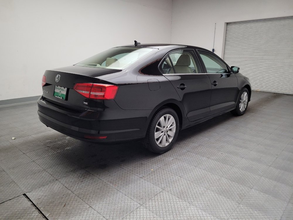 Used 2015 Volkswagen Jetta SE FWD image 10