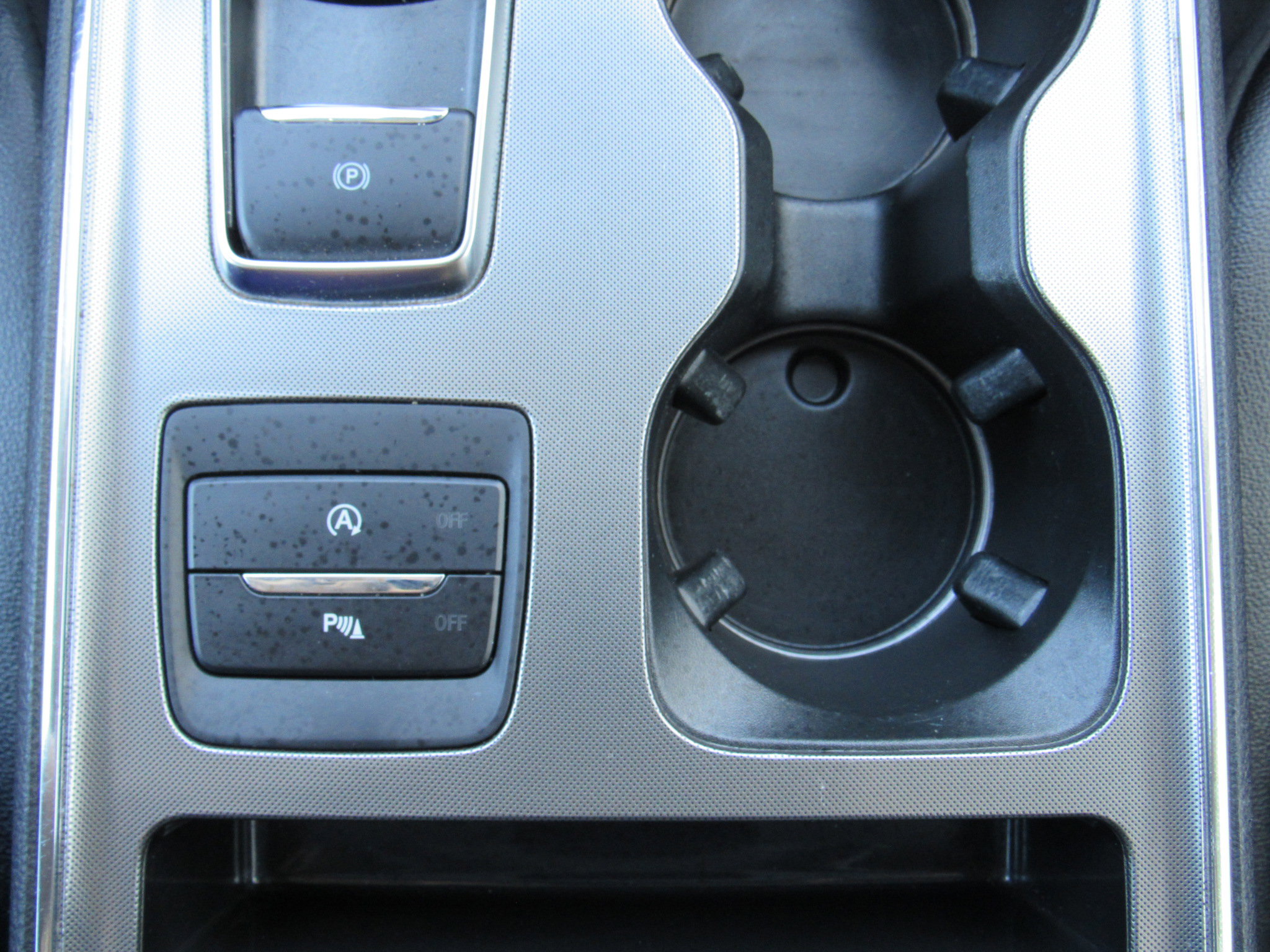 Used 2024 Ford Edge Titanium image 24