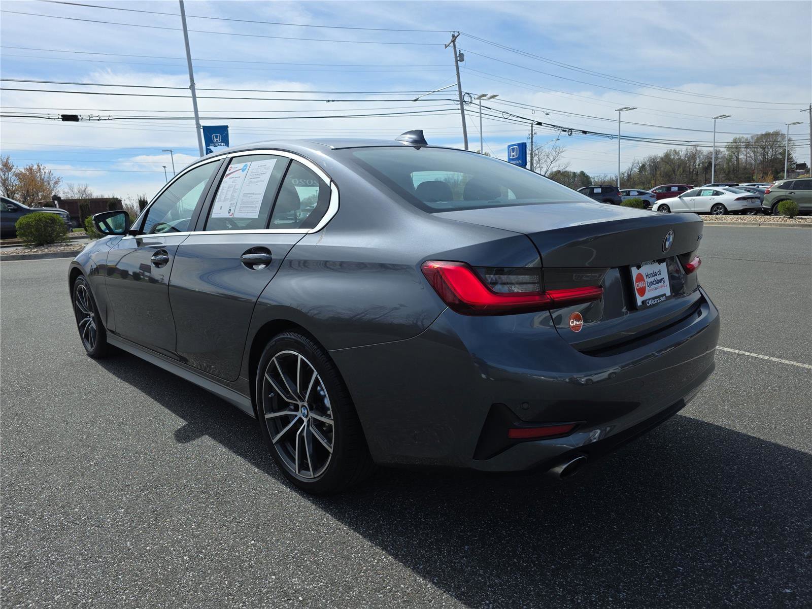 Used 2020 BMW 330i Sedan w/ Convenience Package image 4