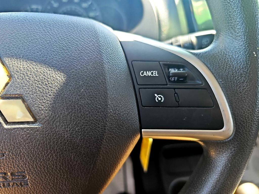 Used 2019 Mitsubishi Mirage ES image 24