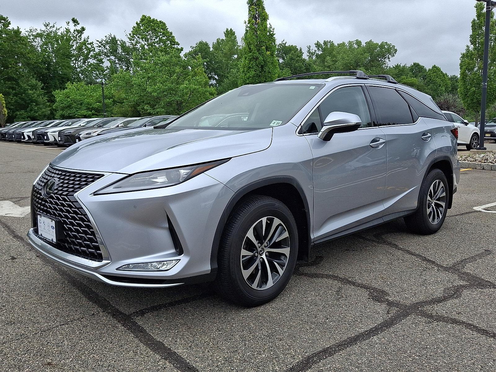 Used 2022 Lexus RX 350L Premium w/ Premium Package AWD/4WD image 3