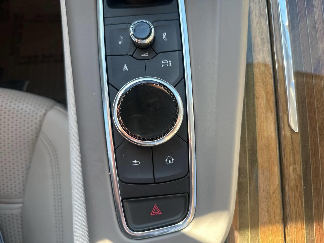 Used 2021 Cadillac Escalade Sport Platinum image 41