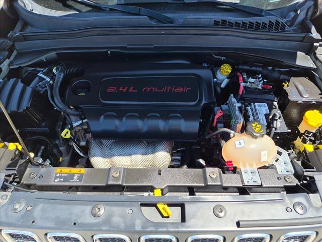 Used 2016 Jeep Renegade Sport w/ Power & Air Group FWD image 22