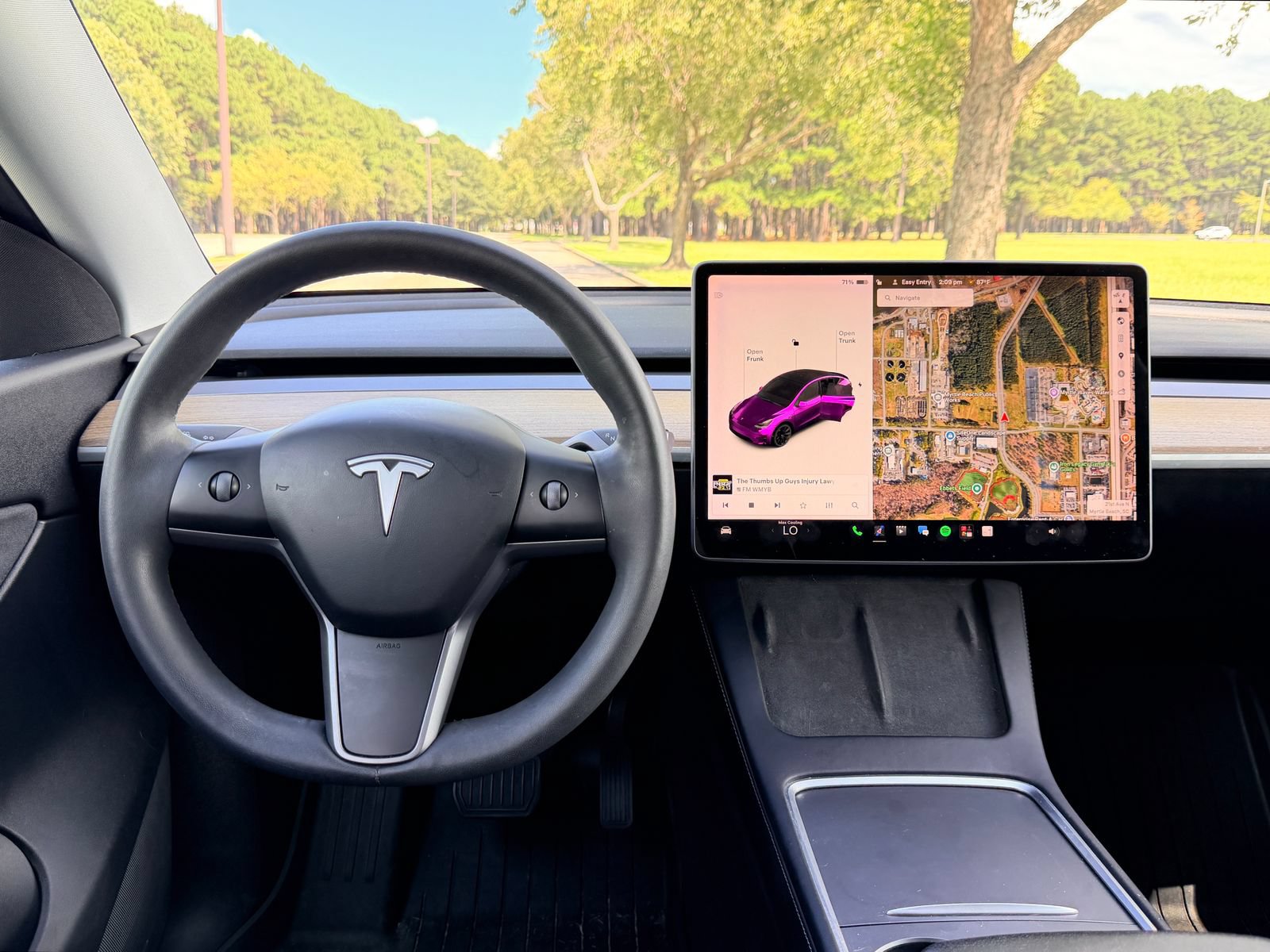 Used 2021 Tesla Model Y 2WD image 3