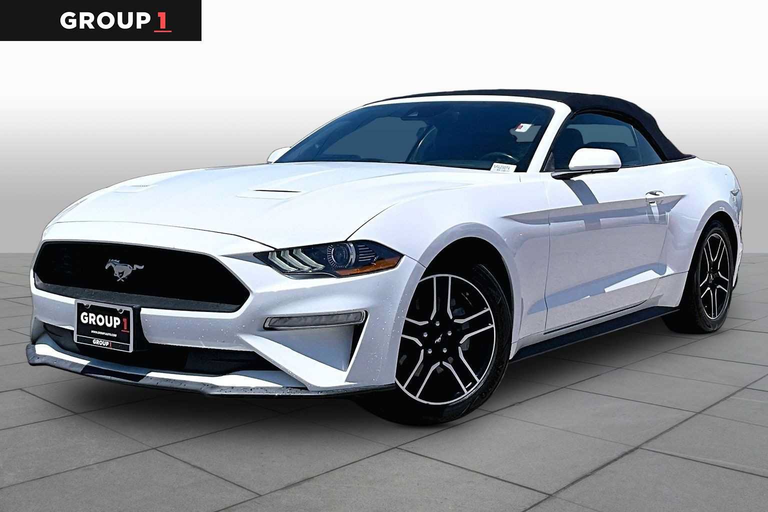 Used 2022 Ford Mustang Premium RWD image 1