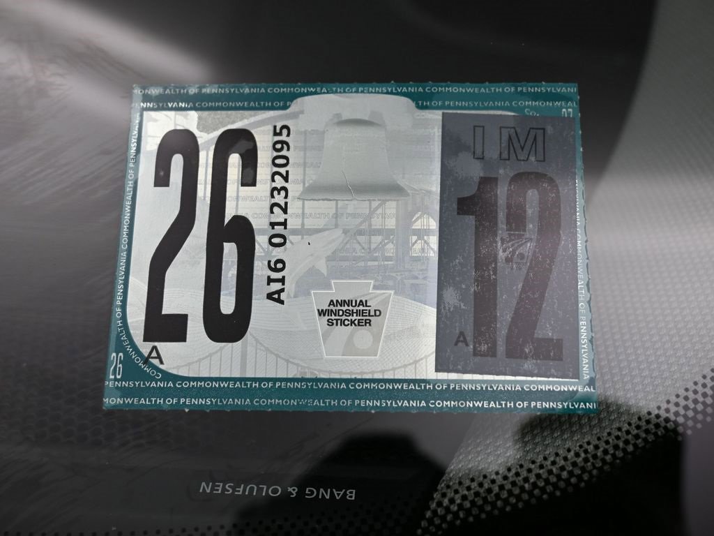 Used 2019 Audi e-tron Prestige w/ Prestige Package image 9