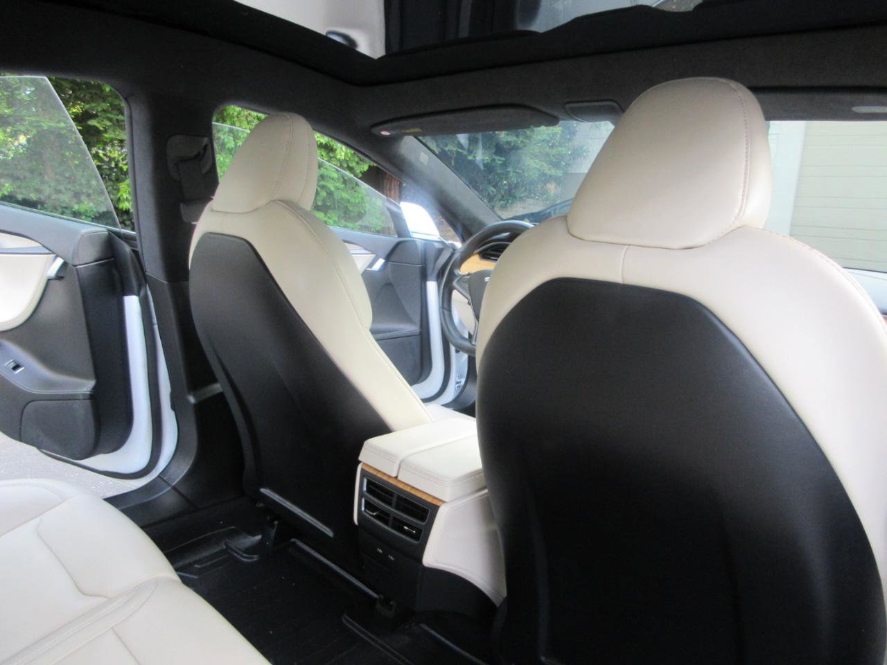 Used 2021 Tesla Model S Long Range Plus AWD/4WD image 30