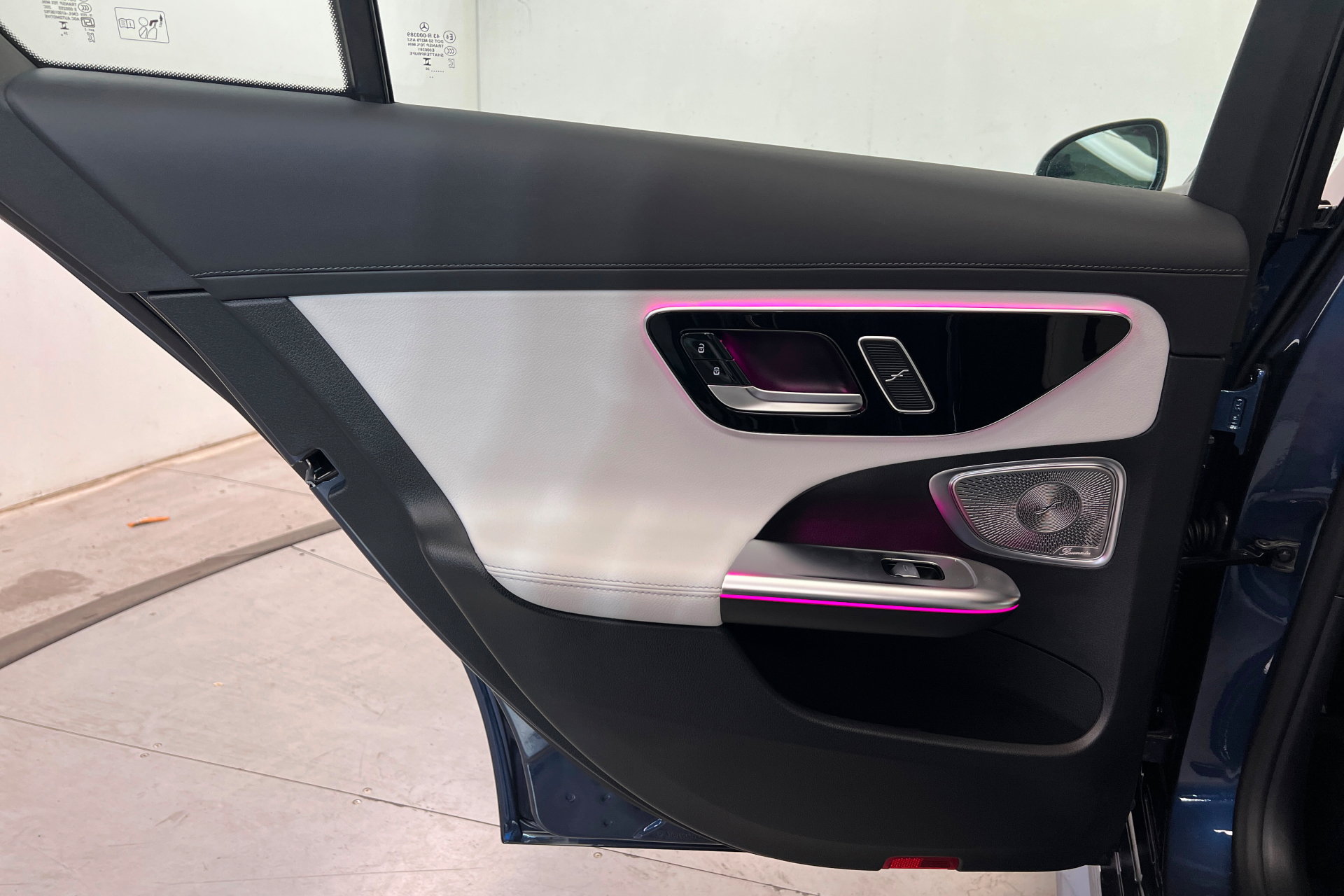 New 2026 Mercedes-Benz C 300 4MATIC Sedan image 19