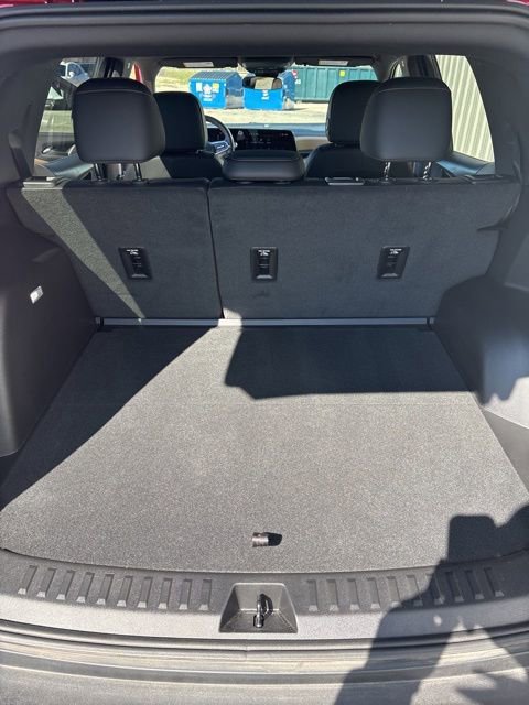 Used 2026 Chevrolet Equinox ACTIV image 16