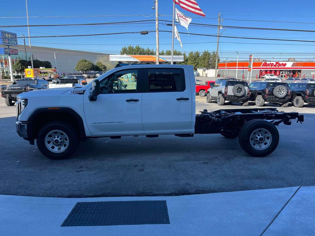 New 2026 GMC Sierra 3500 Pro w/ Convenience Package image 7