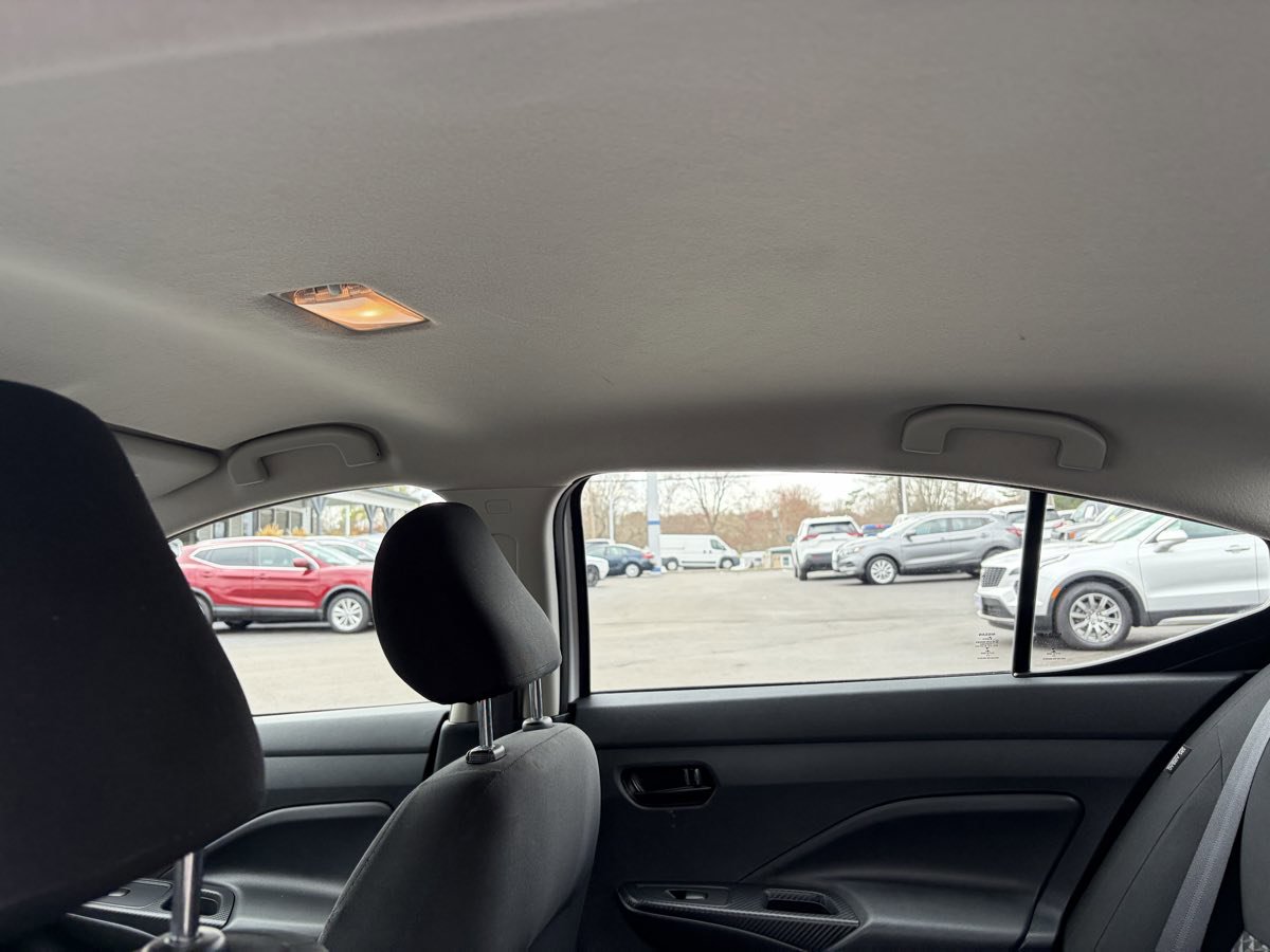 Used 2022 Nissan Versa S image 17