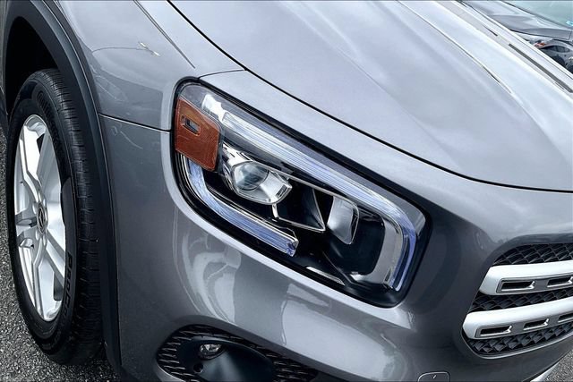 Certified 2023 Mercedes-Benz GLB 250 4MATIC w/ Premium Package image 24