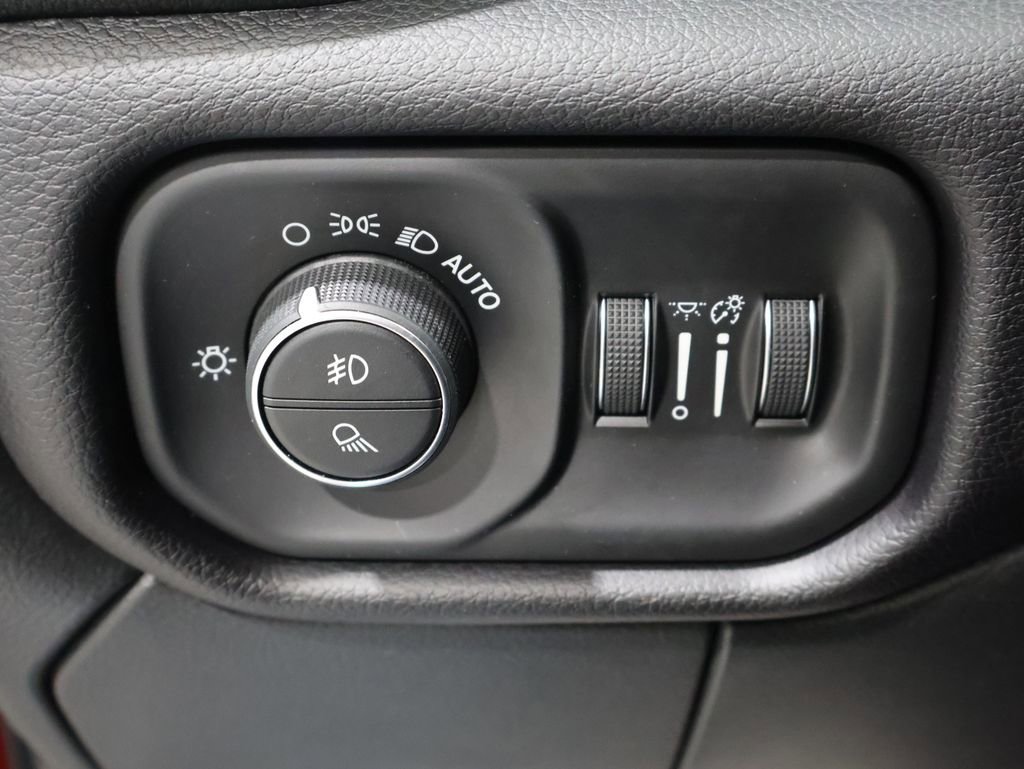 Used 2022 RAM 2500 Laramie image 30