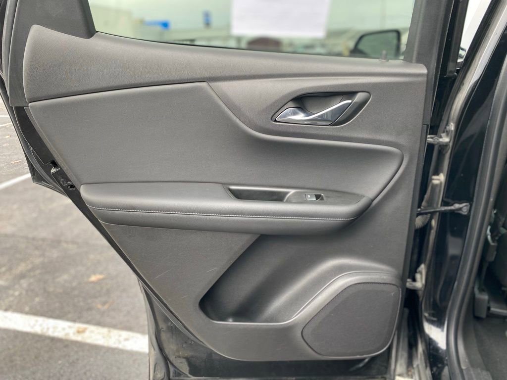Used 2019 Chevrolet Blazer LT image 16