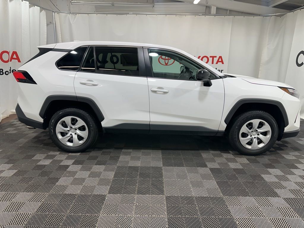 Used 2024 Toyota RAV4 LE image 8