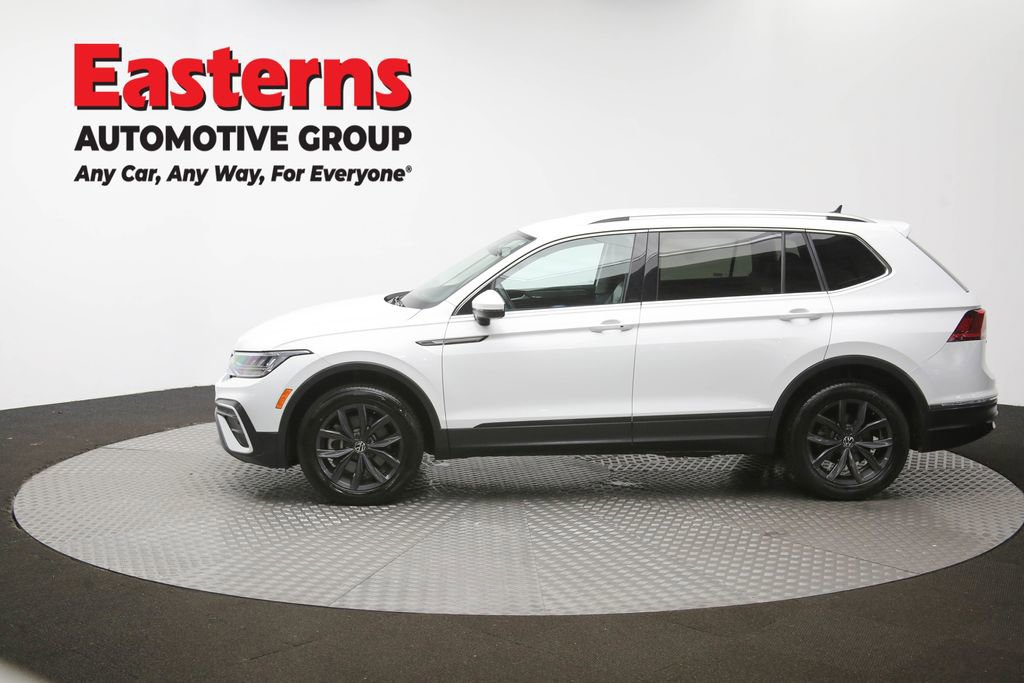 Used 2024 Volkswagen Tiguan SE image 59