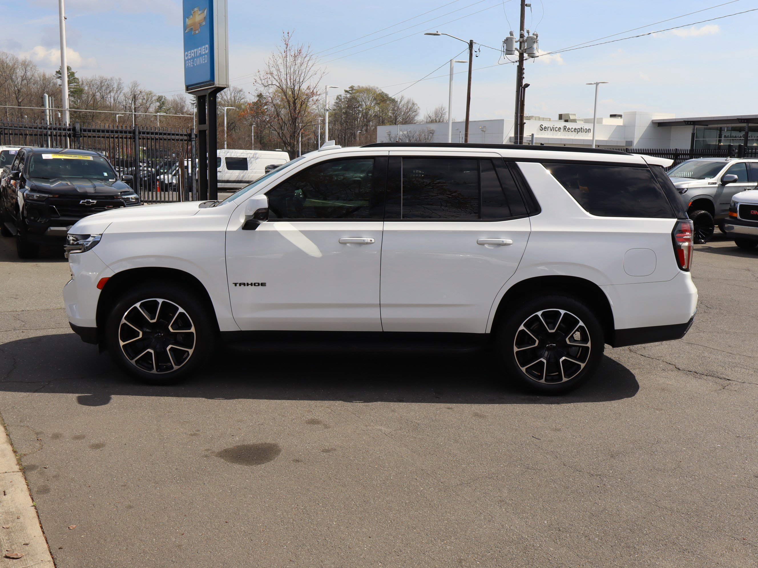 Used 2021 Chevrolet Tahoe RST w/ Luxury Package image 7