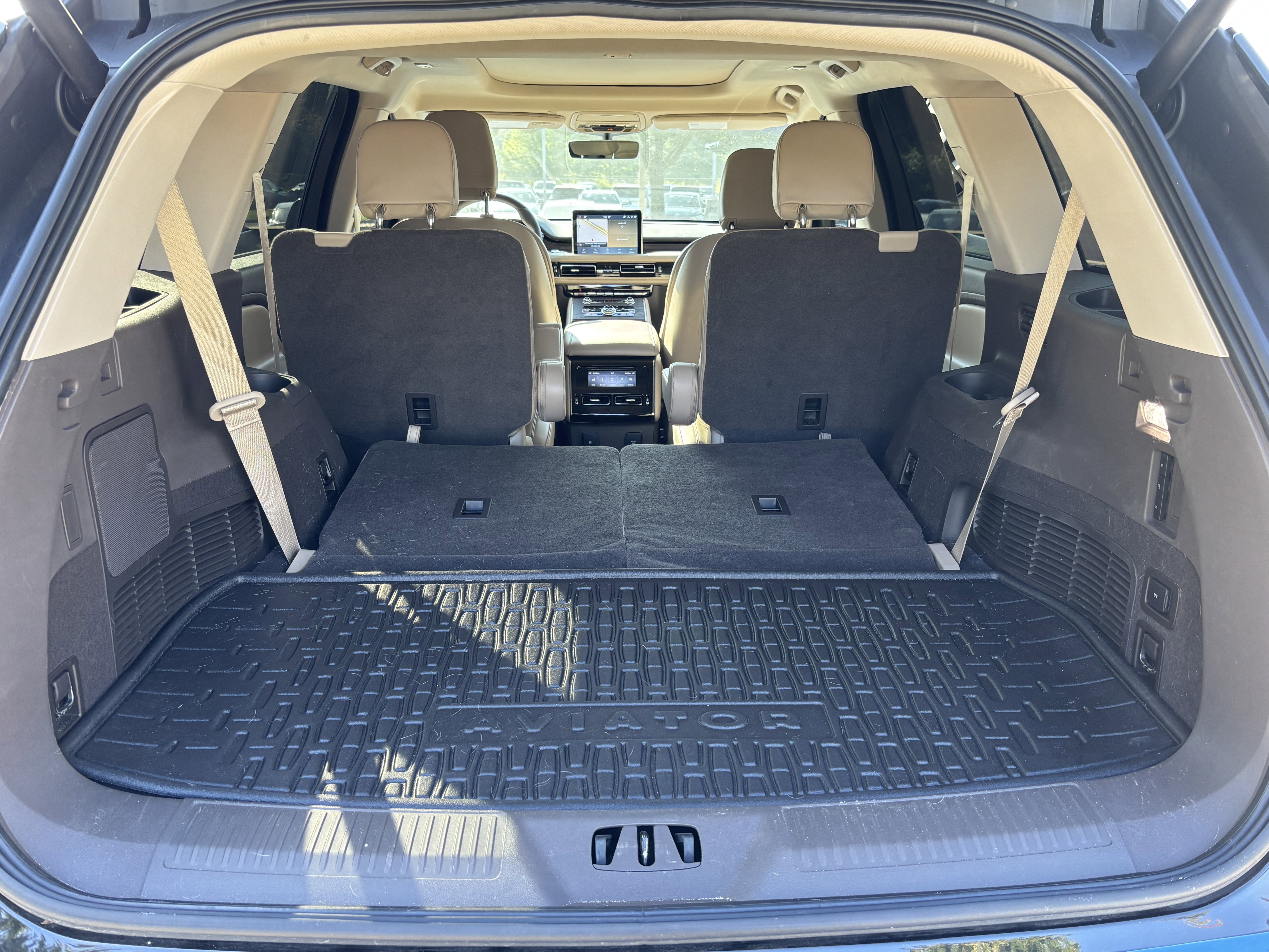 Used 2024 Lincoln Aviator Reserve w/ Equipment Group 201A image 36