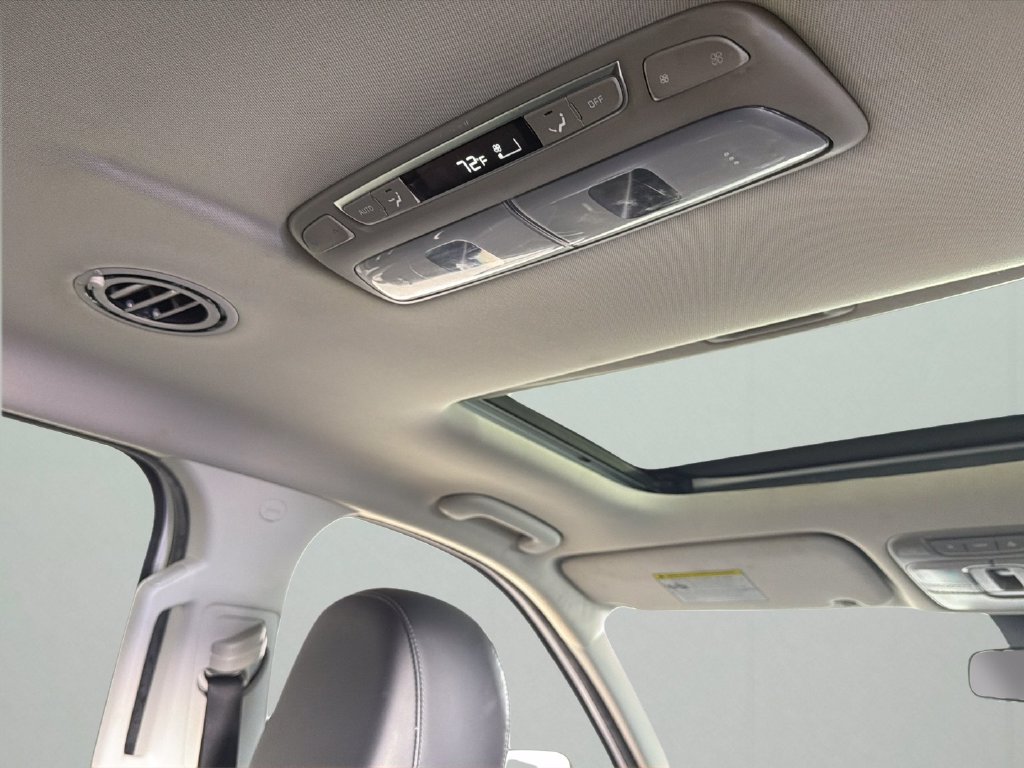 Used 2022 Kia Telluride S FWD image 35