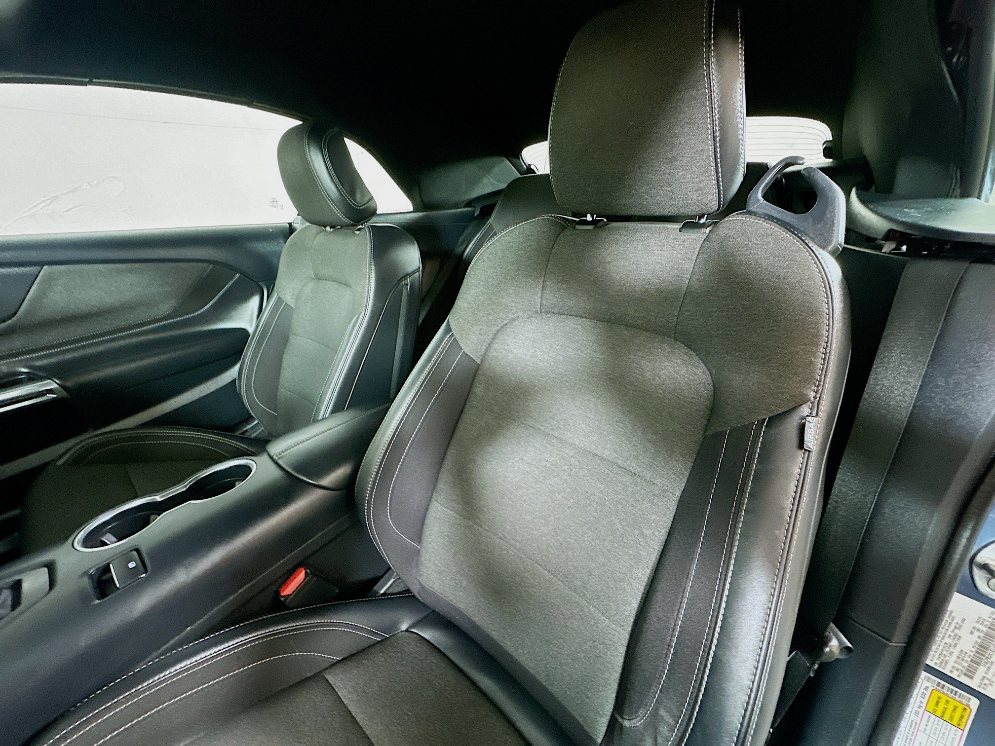 Used 2024 Ford Mustang Convertible RWD image 19